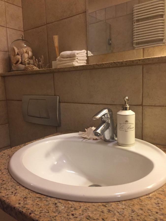 Lux Apartament Poznan, Ul. Mostowa 19 D/5 Luaran gambar