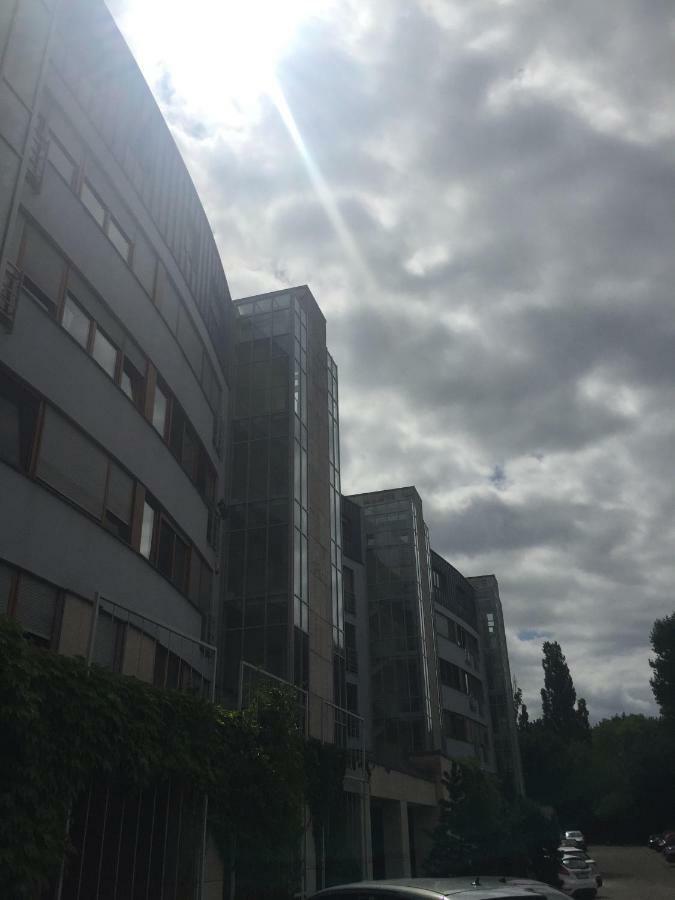 Lux Apartament Poznan, Ul. Mostowa 19 D/5 Luaran gambar